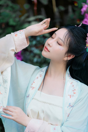 色谱网18未满十八sede小说