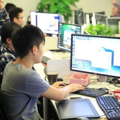 大厂的高福利，为何成为“甜蜜陷阱”？