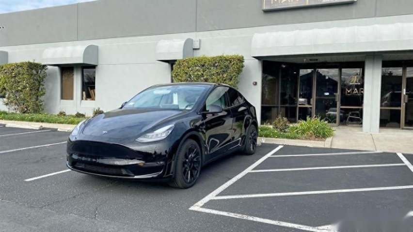 Model Y已失去性价比，逼出明年换代，开始向800V靠拢？