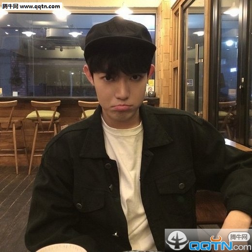 真人帅气男生图片大全集精选 说走就走头都不回
