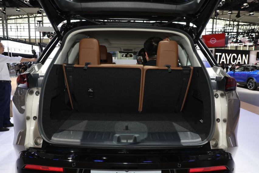 2024“第一弹”，车长超5米1的大7座，配2.0T+9AT，23万起