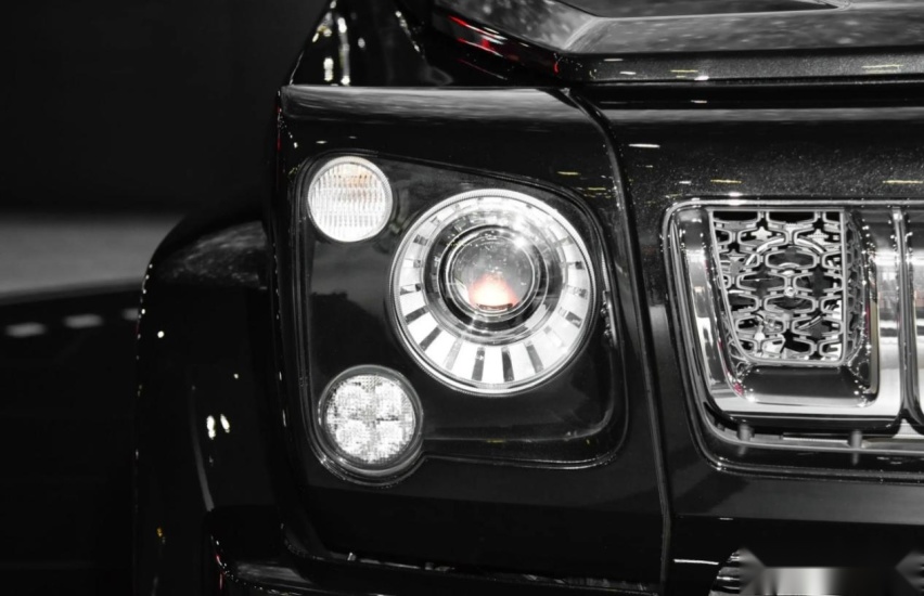 2023款北京BJ80，扭杆弹簧悬挂，稀有的菱特3.0T V6发动机