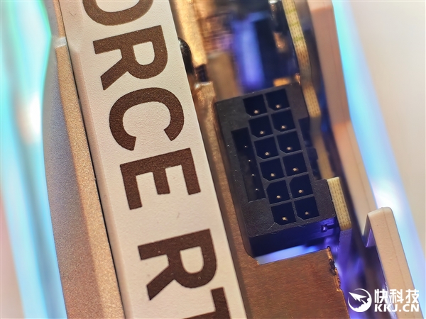 强制！RTX 40 SUPER一律标配16针供电接口