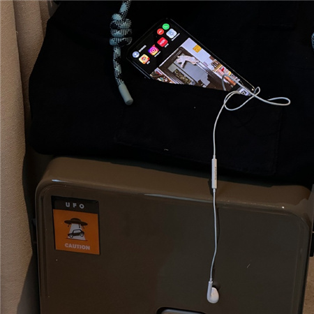 很容易让人emo的配图 真实容易emo的难过配图