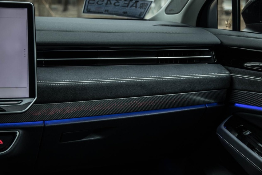 全场最佳！种草宝藏滑雪搭子ID.7 VIZZION