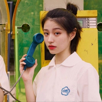 复古风的双人一左一右的真人情头 爱意东升西落浪漫至死不渝