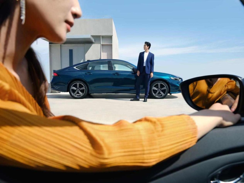 导购｜看英仕派如何从产品力上 诠释都市新锐的价值消费主义