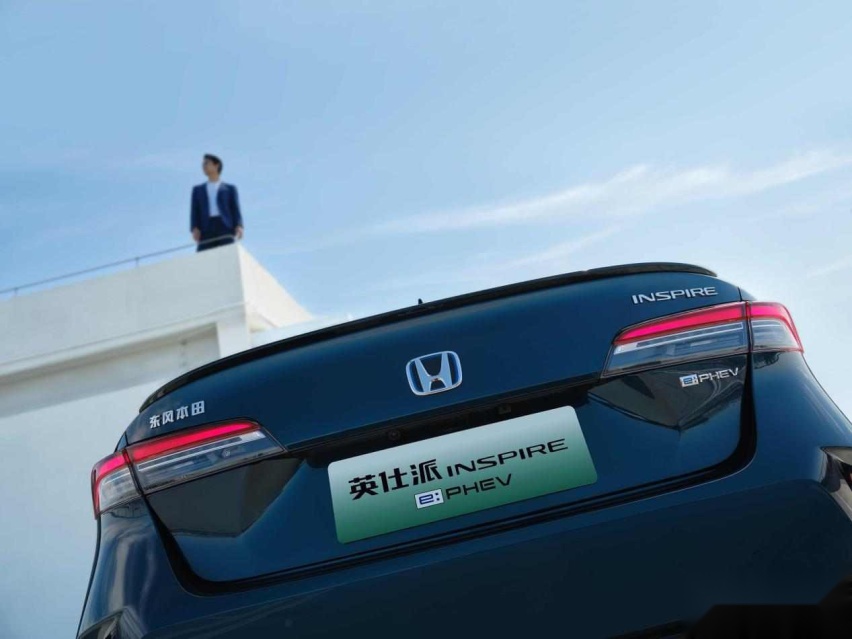 导购｜看英仕派如何从产品力上 诠释都市新锐的价值消费主义