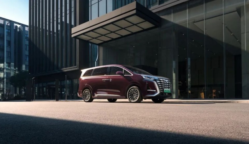 MPV冠军，新款腾势D9