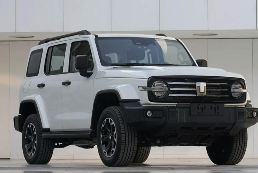 坦克300 Hi4-T：硬派越野的“电气化”新选择