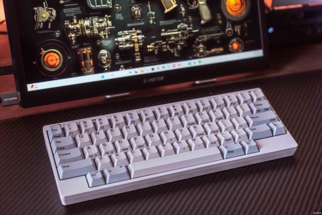 静电容轴的魅力! HHKB Hybrid Type-S机械键盘评测