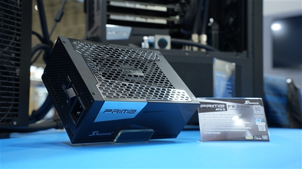 静音与效能双重飞跃！海韵联合猫头鹰推出Prime TX-1600 Noctua Edition电源