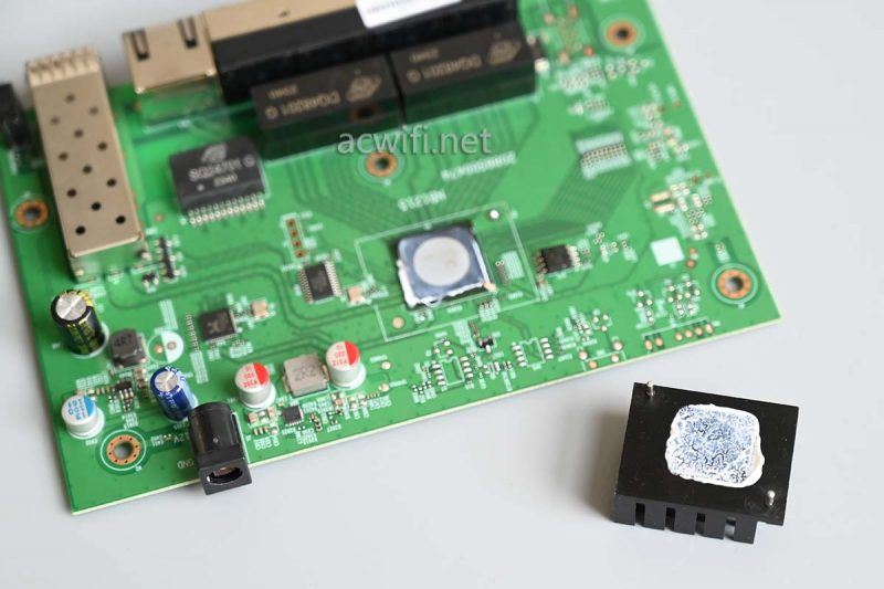 2.5G交换机 MERCURY 水星 SE106拆机测评