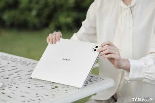 天生绘画App正式上线 华为MatePad Pro 12.2平板上手体验测评