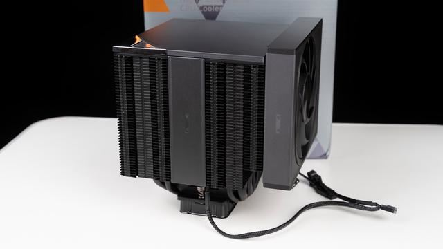 8热管+290W散热功耗! 超频三泰拉巨风RZ820顶级风冷散热器测评