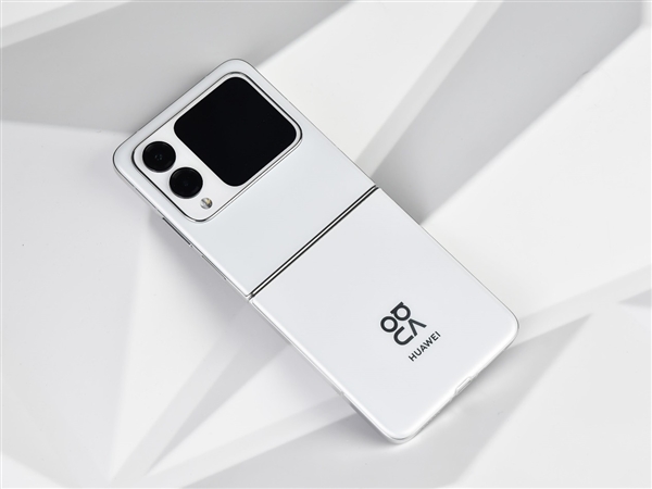 折叠屏领域里的一股清流！华为nova Flip上手