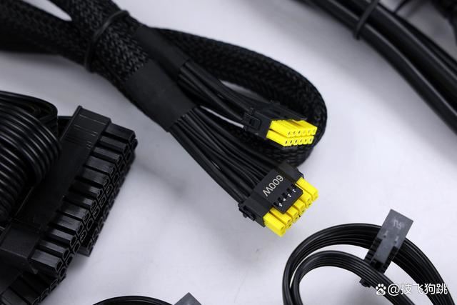 黑悟空用啥电源好? 14700K+4070TiS+微星A850GL PCIE5电源装机测评