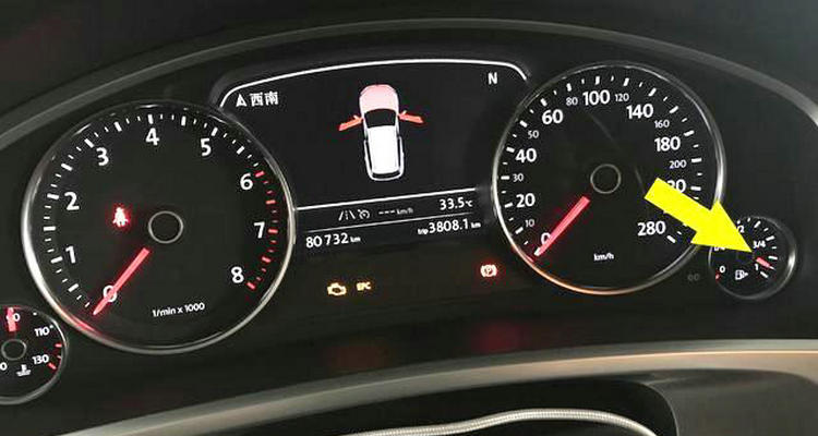 加满油油表不动怎么回事(油加满油表不动了)