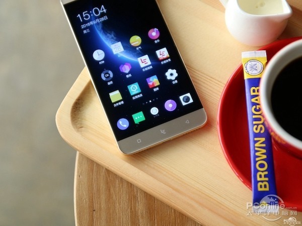 适合玩游戏的手机