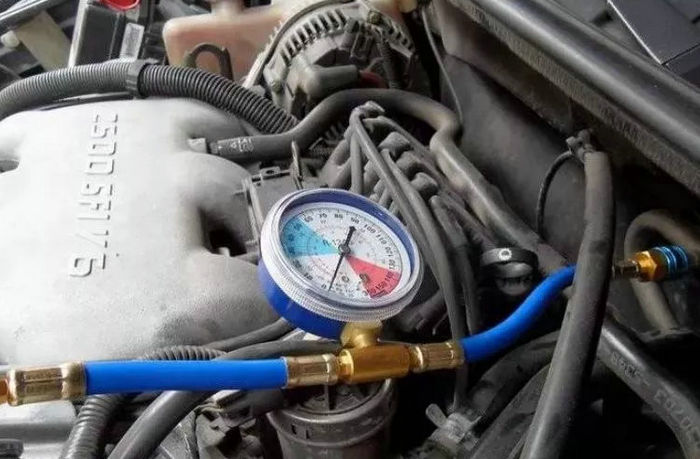 汽车雪种压力多少合适(汽车空调雪种压力)