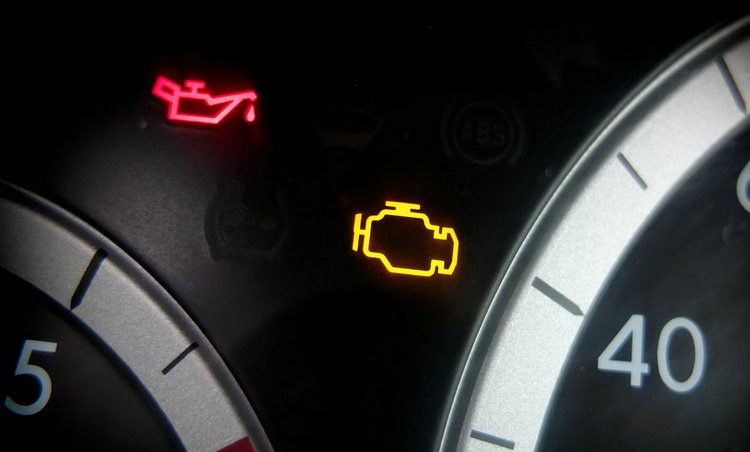 发动机故障标志亮灯还能开吗(发动机故障标志edc)