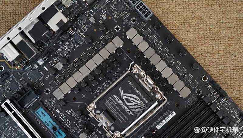 B860主板的天花板! ROG STRIX B860-F主板首发评测