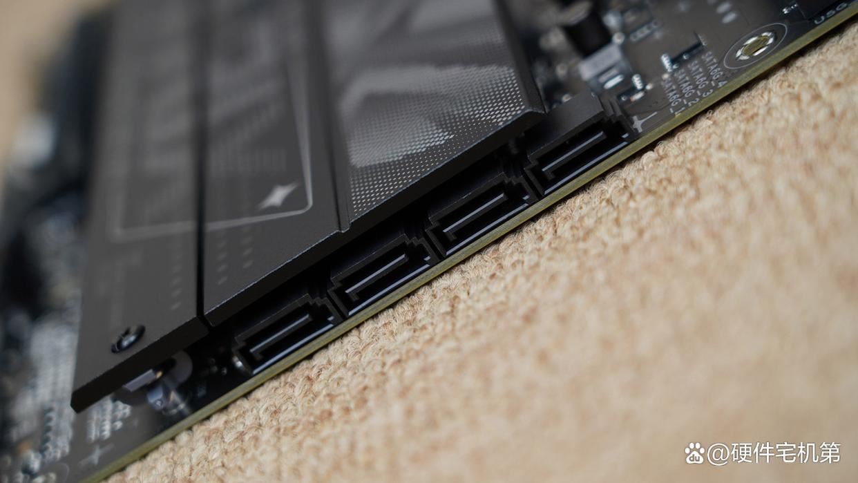 B860主板的天花板! ROG STRIX B860-F主板首发评测