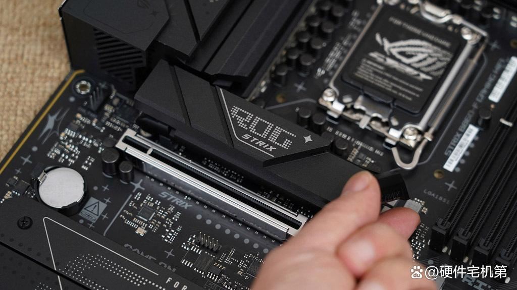 B860主板的天花板! ROG STRIX B860-F主板首发评测