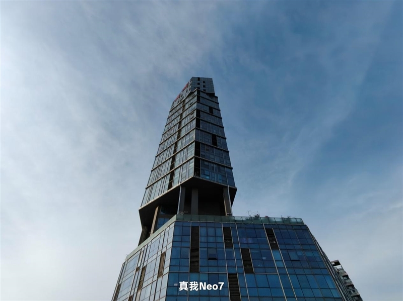 续航超强、游戏无敌！真我Neo7深度评测：一款更懂年轻人的天玑9300+电竞旗舰