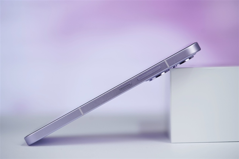 果味安卓新体验！OPPO Reno13评测：这是一款专为女生打造的理想手机