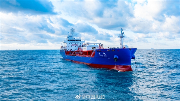 绿色智能！9200DWT不锈钢化学品船1号船交付