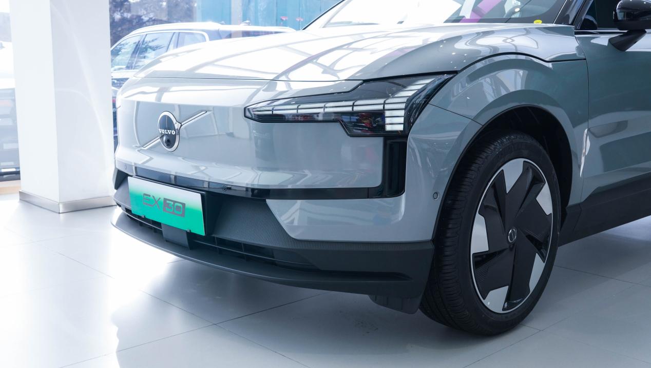 品控销量得到欧洲市场认可，沃尔沃EX30凭啥赶超model3?