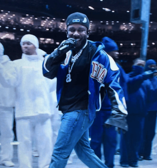 多邻国吉祥物猫头鹰死亡！各大游戏厂商争做“凶手”