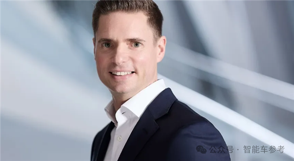 奔驰交出冰点年报