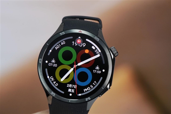 全球首发无感高血压风险评估！OPPO Watch X2图赏