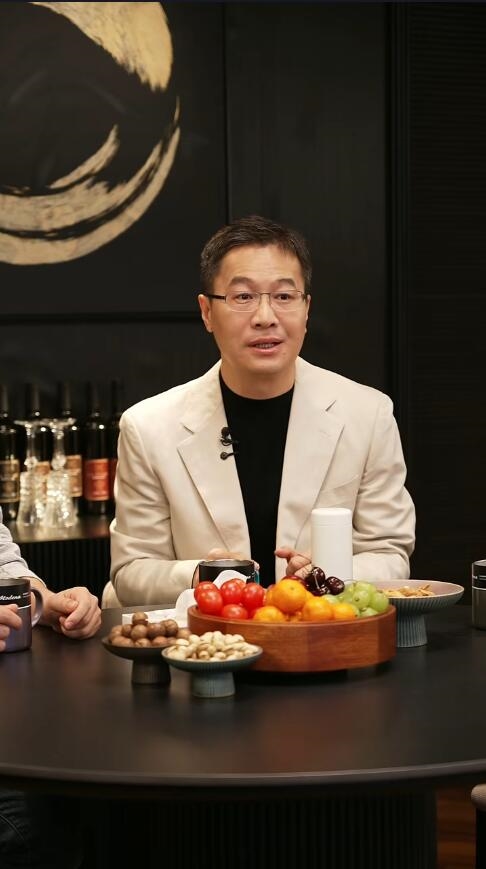 影像无敌！卢伟冰：小米15 Ultra发布后 友商不能再叫Ultra