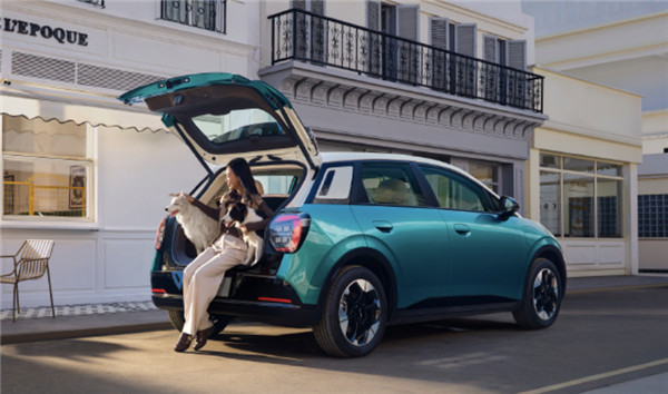 比海豚更大更便宜！埃安AION UT将于2月28日上市 预售8.98万起