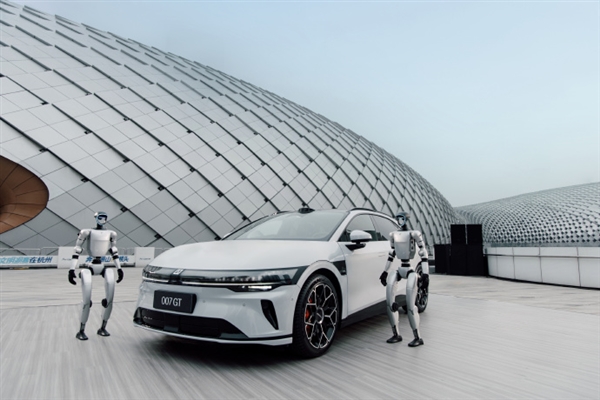 全系标配激光雷达+高阶智驾！极氪007GT实车正式首发亮相