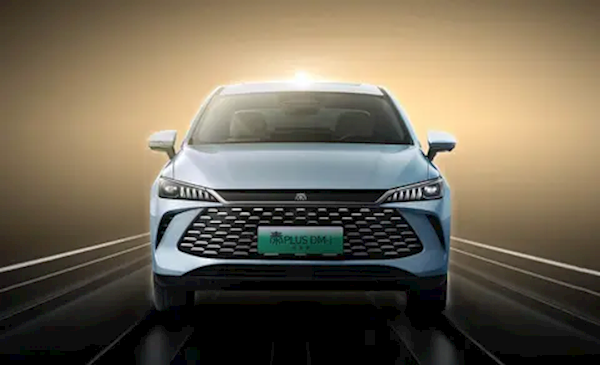 搭载“天神之眼”！第二代比亚迪秦PLUS智驾版官图发布： 2月10日上市