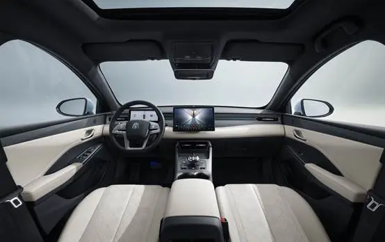 第二代秦PLUS智驾版7.98万起,A级家轿亦可享高阶智驾 第二代秦PLUS智驾版7.98万起,A级家轿亦可享高阶智驾