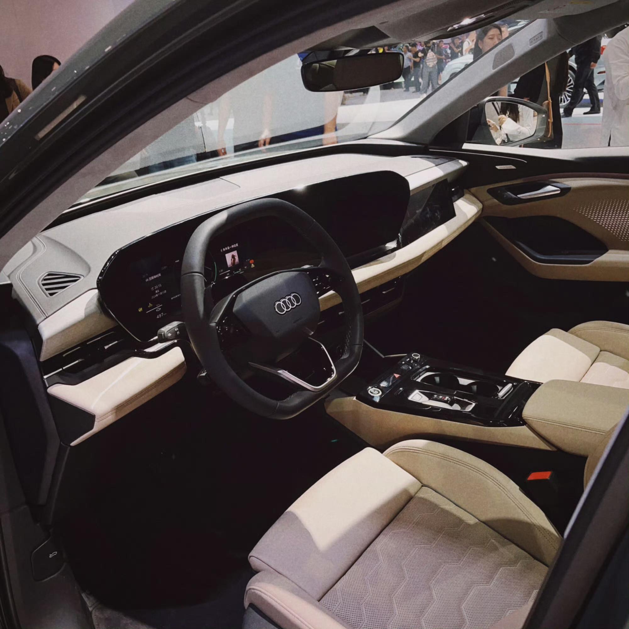 驾驶体验对比：一汽奥迪A5L与奔驰C级的动力表现