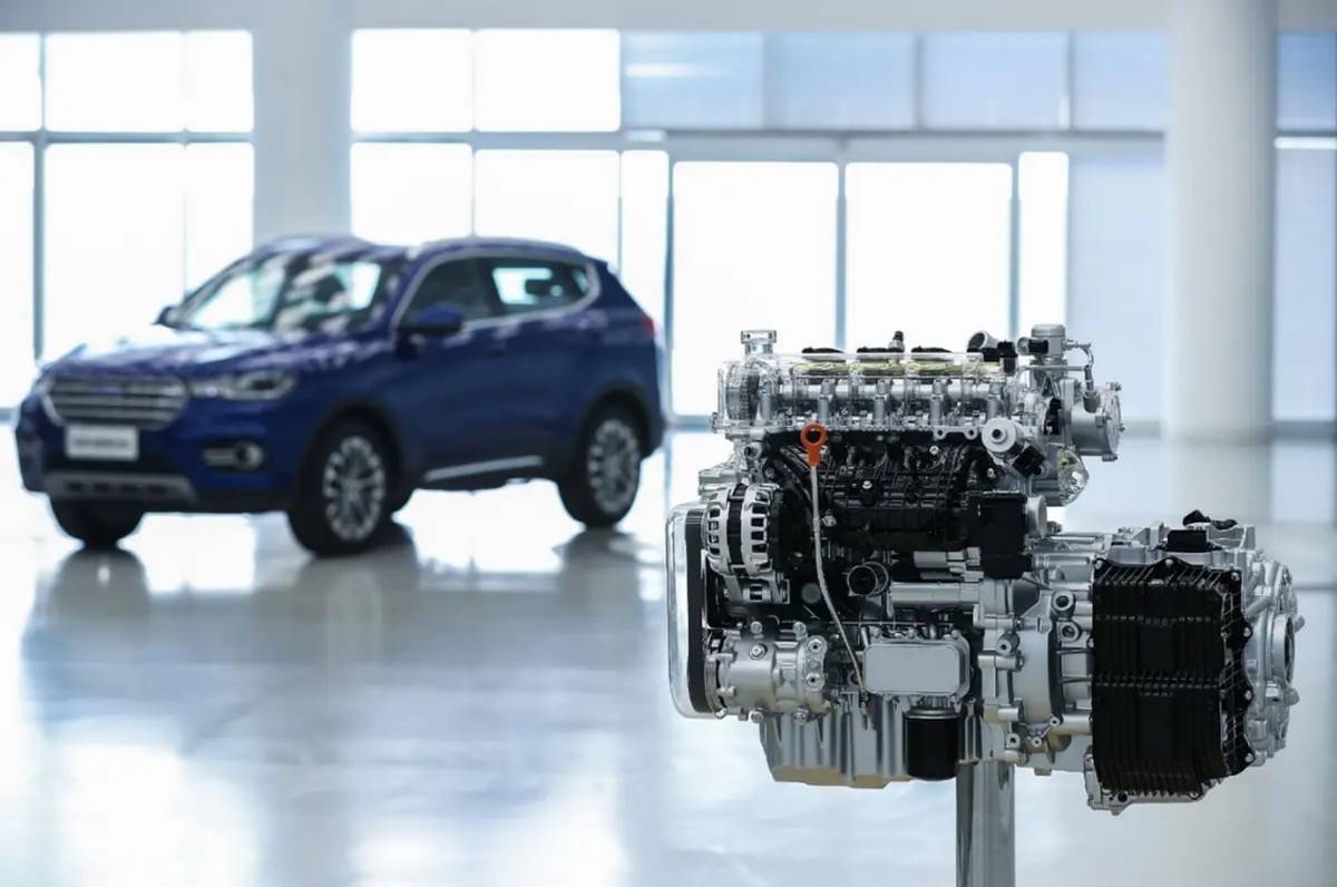 实话实说：放弃燃油车才是传统车企最大的悲哀