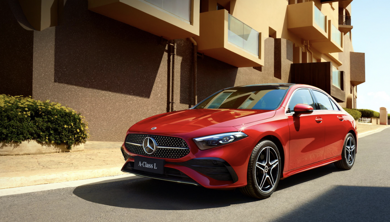 奔驰A级确定停产，经典燃油小车相继退出
