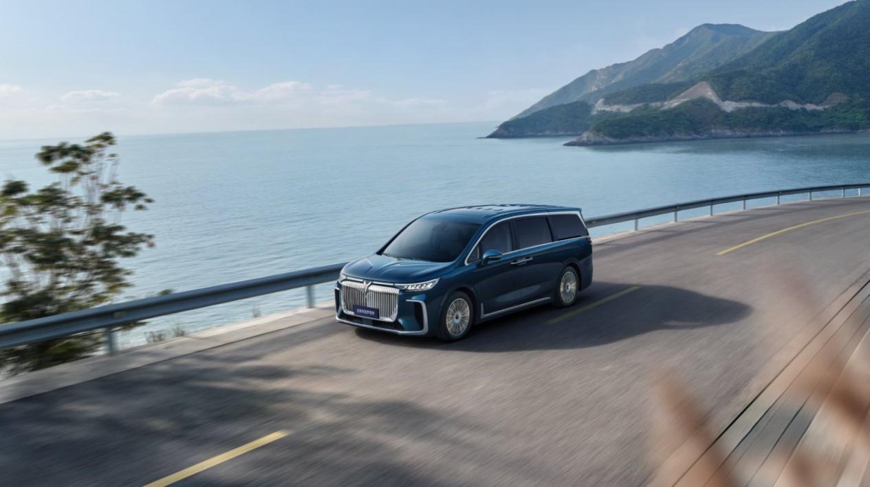 家用舒适公用体面：梦想家车主画像曝光，私人用户推荐率84.2%创行业新高