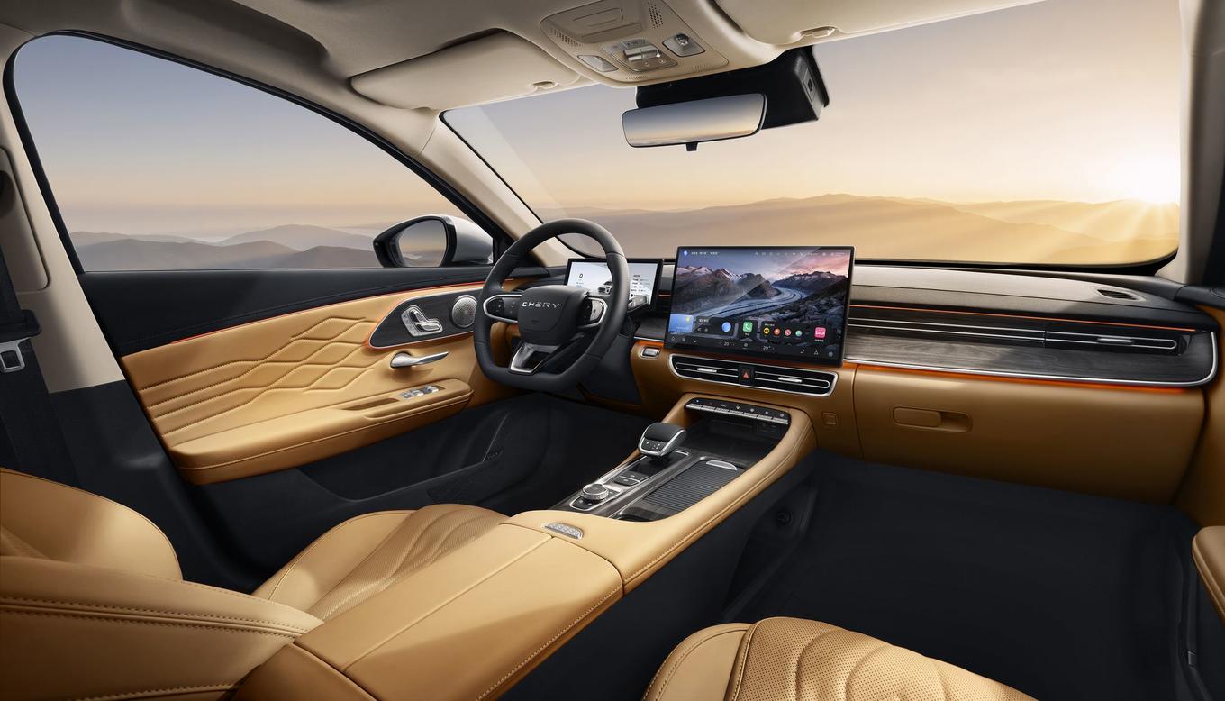 艾瑞泽8 PRO／搭载鲲鹏1.6T+L2级智驾系统，限时红包价10.39万起