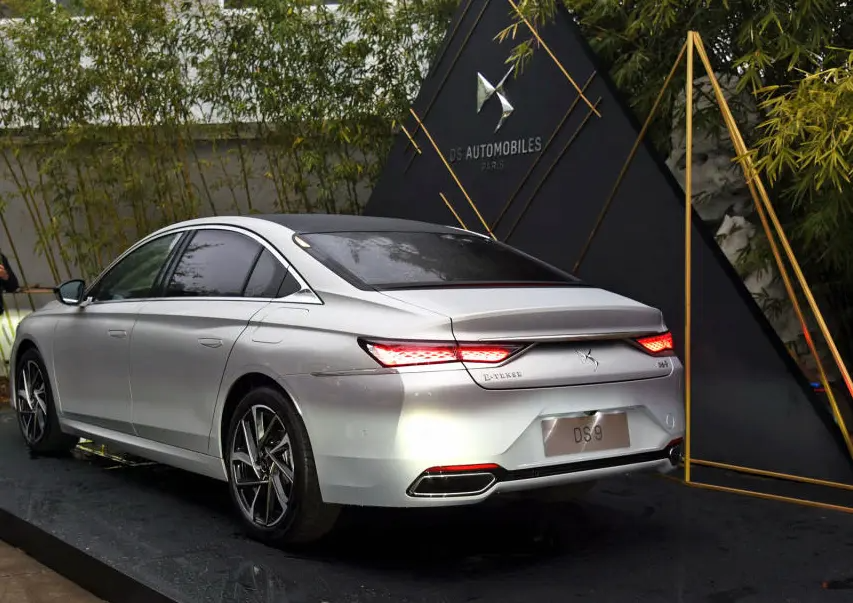 离谱！豪华车质量曝光，倒数第1是房地产造车，老板还被员工打过