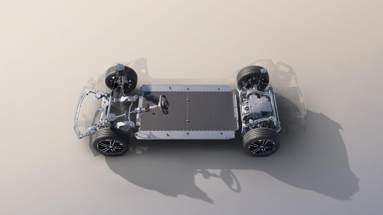 专属年轻人的六边形神车 11.98万元起秦L EV登场