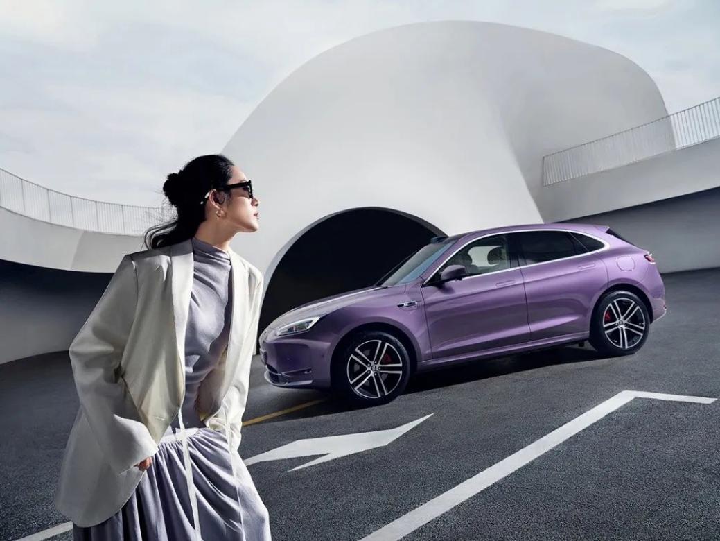 天生出色，五大升级！问界新M5 Ultra上市，售价22.98万元起