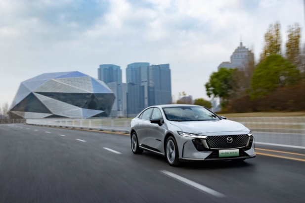 补贴后9.98万起，MAZDA EZ-6要做B级电车价格体系重构者