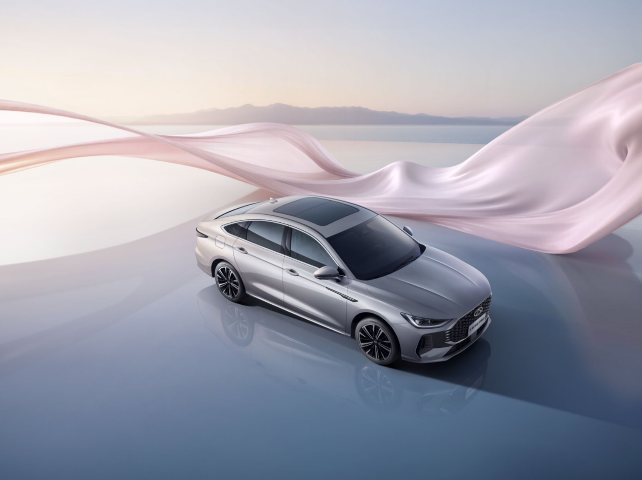 技术奇瑞大招不断，艾瑞泽8 PRO正式上市 ，限时10.39万起售